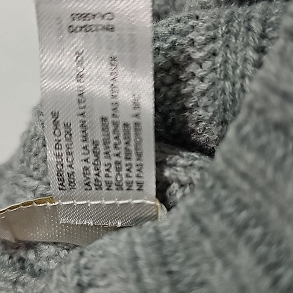 Michael Kors Cable Knit Pom Beanie Hat - Picture 5 of 8